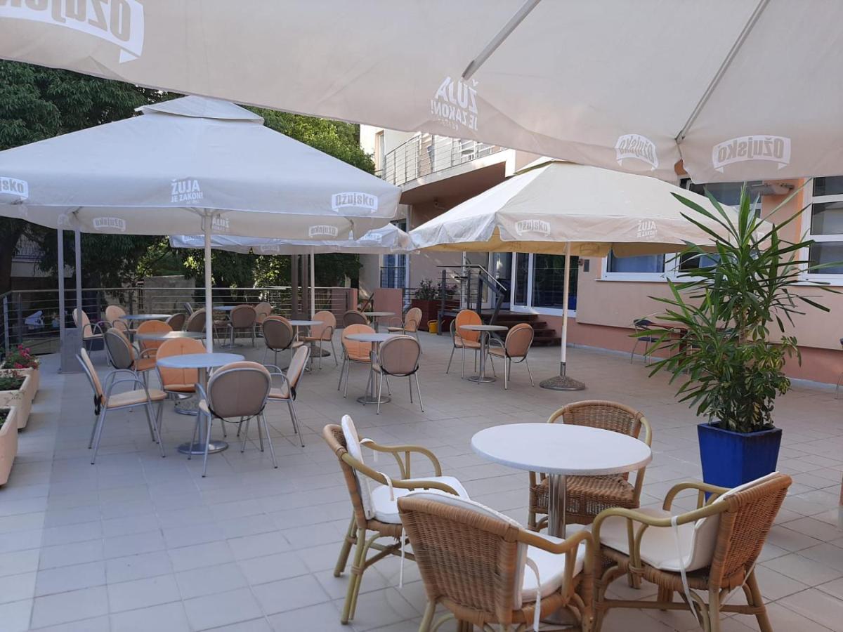 Hotel Tamaris Нови-Винодолски Экстерьер фото