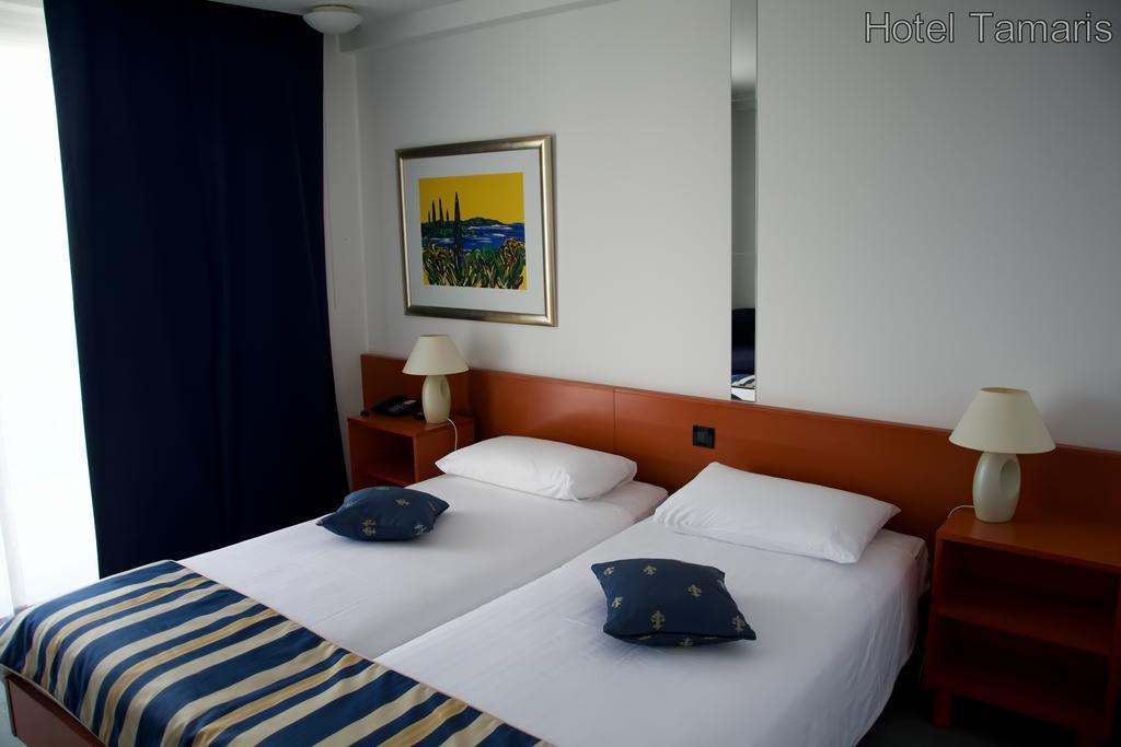 Hotel Tamaris Нови-Винодолски Экстерьер фото